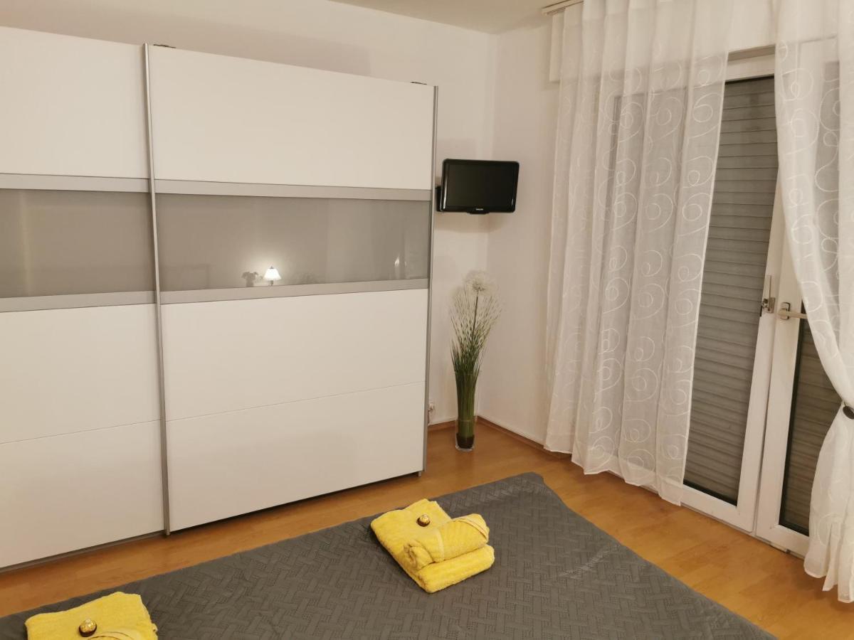 Schoene 3-Zimmer Erdgeschosswohnung Am Bergpark,Unesco,Therme,Train, Wilhelmshoeher Allee 329 Kassel Ngoại thất bức ảnh